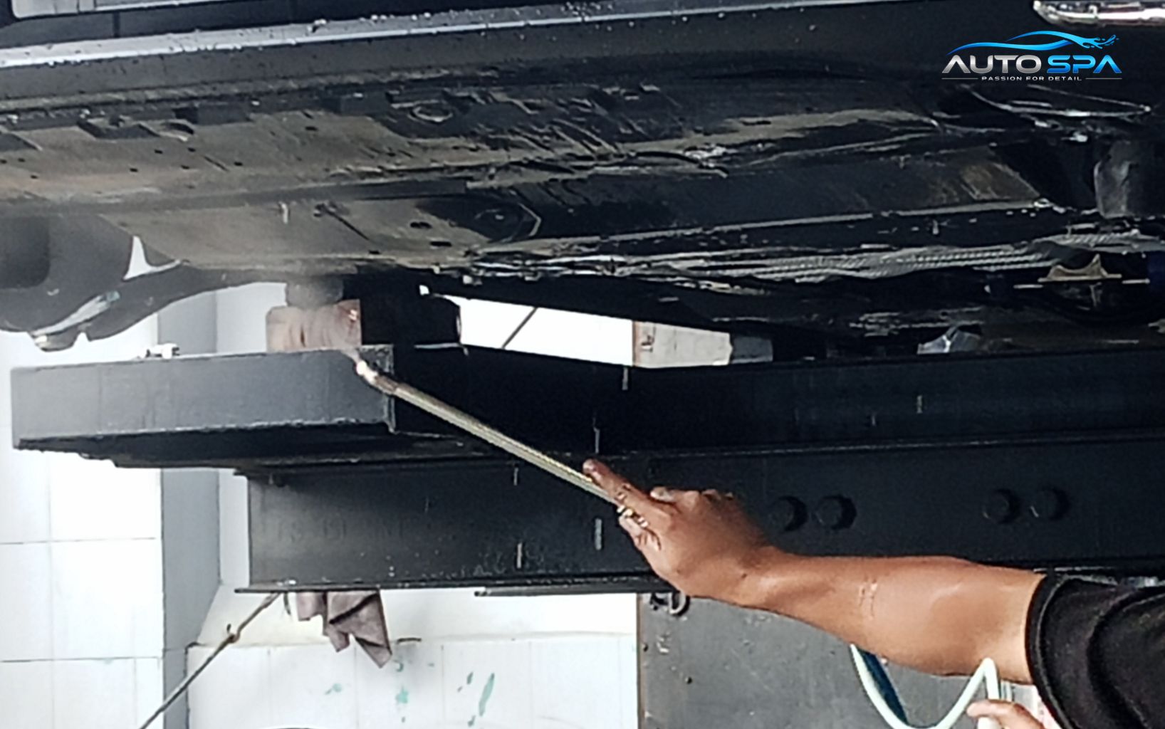 Premium Wash + Undercarriage Jakarta