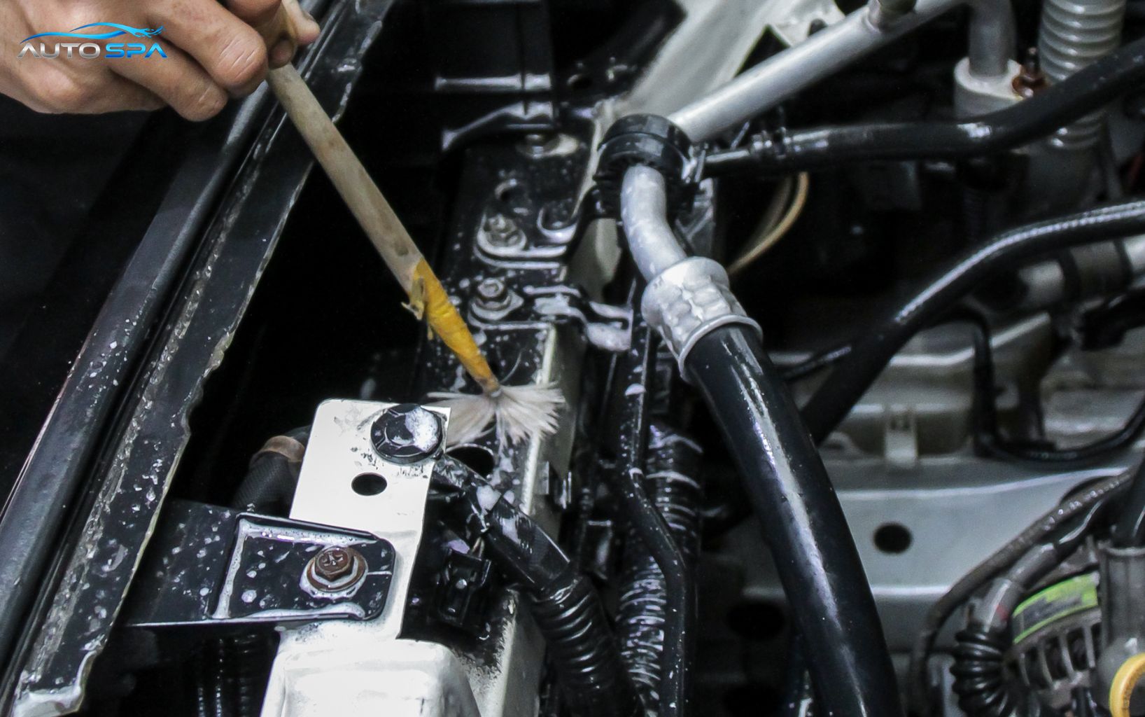 Berani Cuci Mesin? Temukan Tips Aman di Autospa Jakarta!